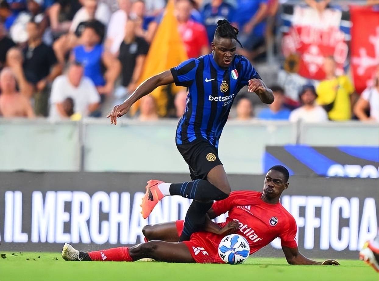 milan-意甲联赛中出现多例精彩助攻集锦