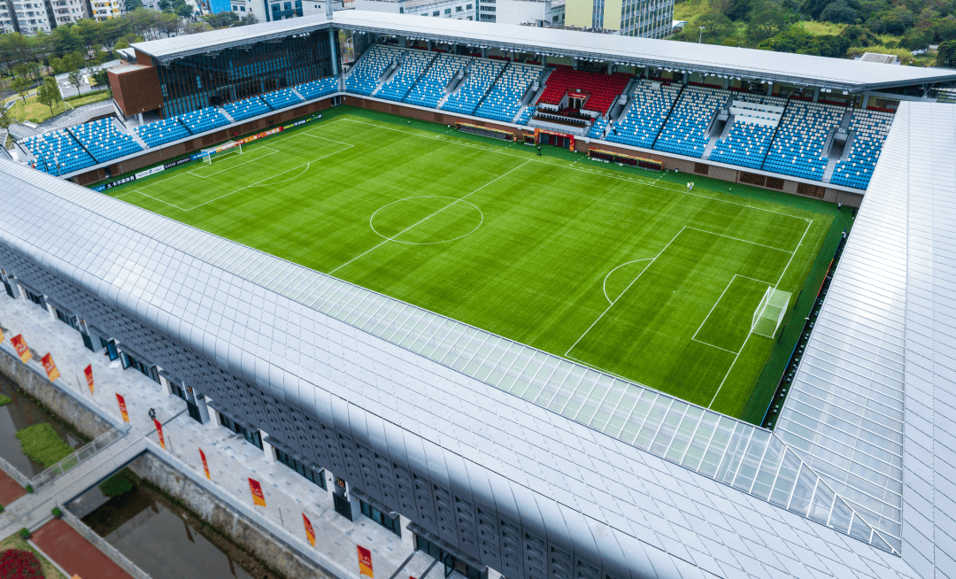 包含国家队足球训练基地进行全面升级,硬件设备大幅改善的词条 包含国家队足球训练基地进行全面升级,硬件设备大幅改善的词条