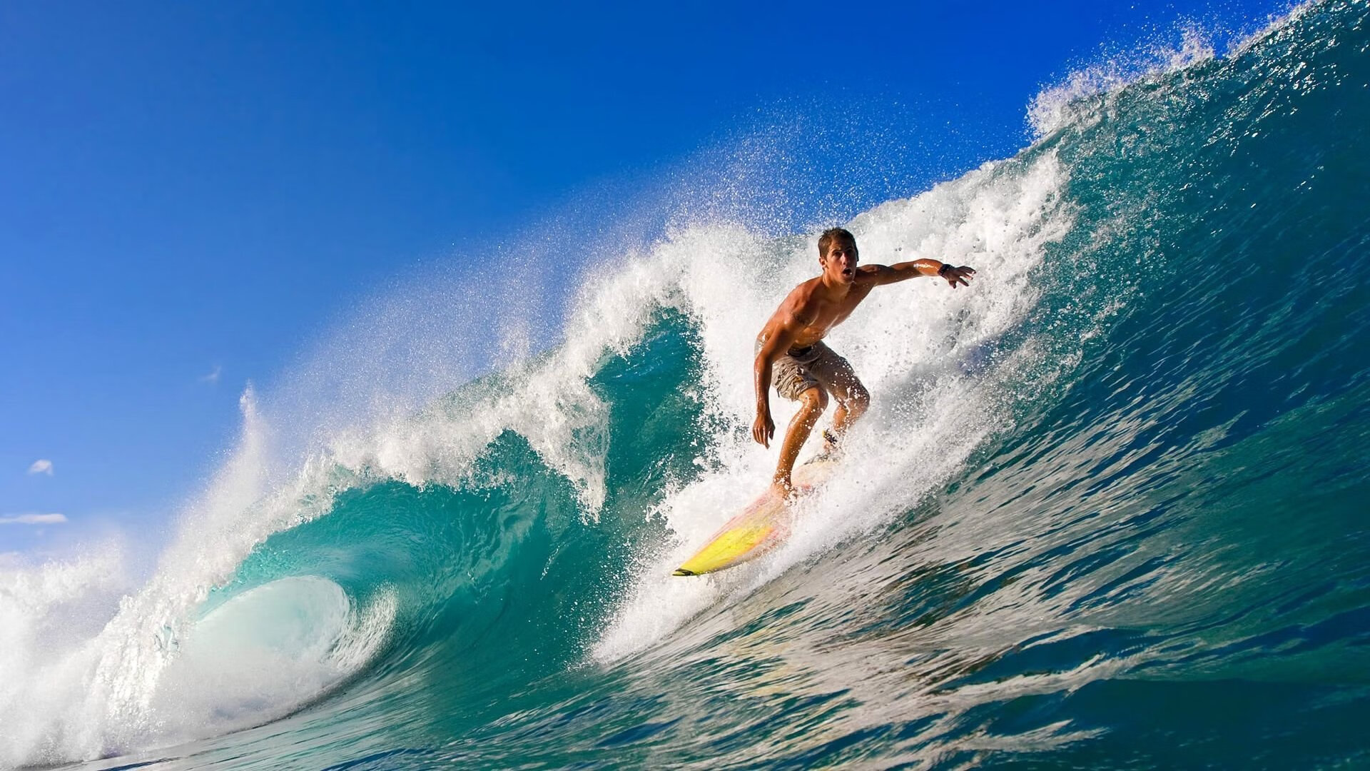 米兰体育网-拜仁利用高位控球压制对手进攻，拜仁打法